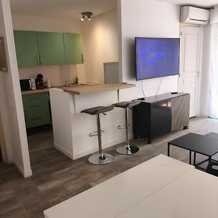Apartment Home2sea - Piscine, Jardin, Cabine, 5 Couchages *