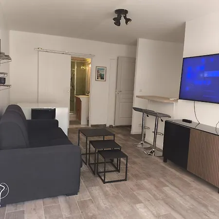 Apartment Home2sea - Piscine, Jardin, Cabine, 5 Couchages *